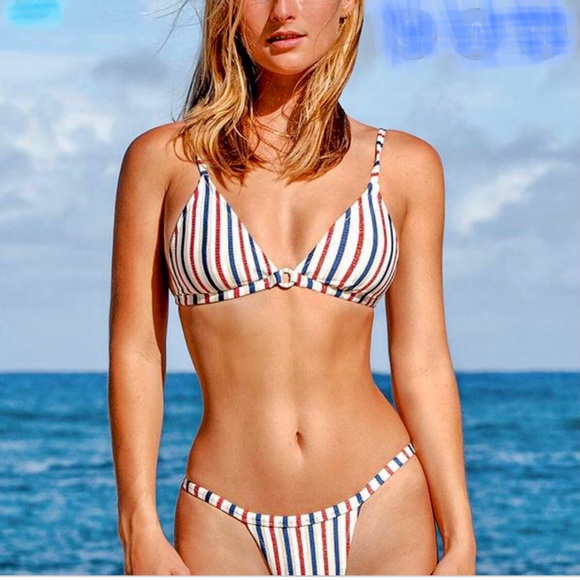 Cupshe Other - Cupshe tricolor patriotic triangle bikini. Size M